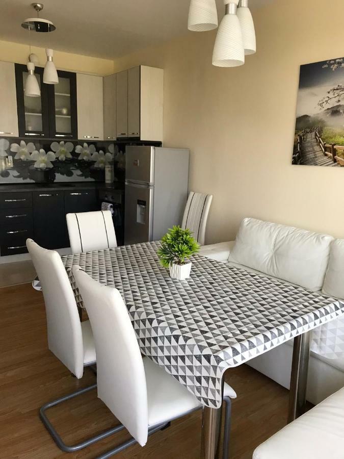 Elite Apartment Pomorie Extérieur photo